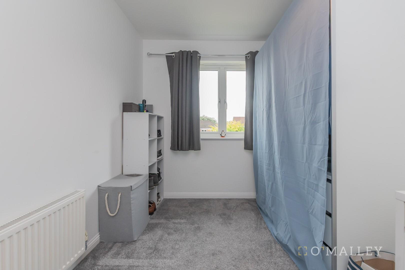 33. Bedroom 4 2.jpg